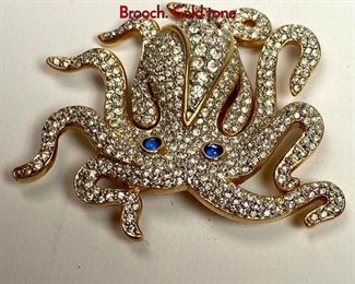 Lot 1026 SWAROVSKI Crystal Figural Octopus Pin Brooch. Gold tone