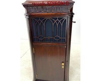 Lot 1249 EDISON Upright Mahogany Victrola with records. EDISON D