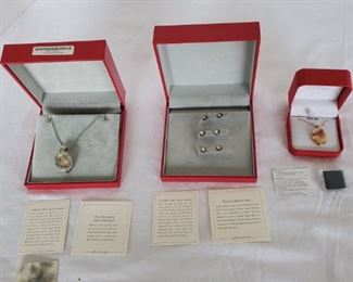 Jewelry with Silver and Pearls https://ctbids.com/#!/description/share/408524