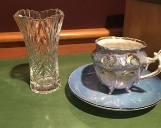 Item #519:  Bud vase (5") and china teacup : $8