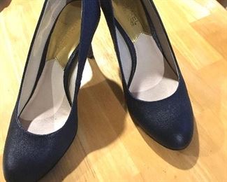 Item #533:  Michael Kors navy bumps (3" heel): $75