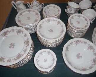 HAVILAND - CHIPPENDALE PATTERN SERVICE FOR 12 WITH SERVING PIECES