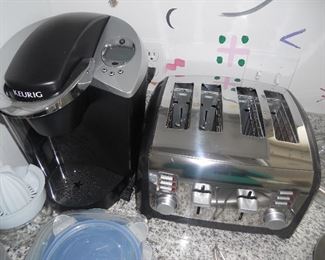toaster sold, Keurig available