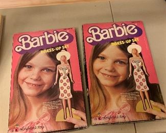 colorforms Barbie dress up set
