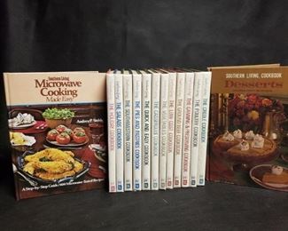 Southern Living Cookbooks
https://ctbids.com/#!/description/share/409491