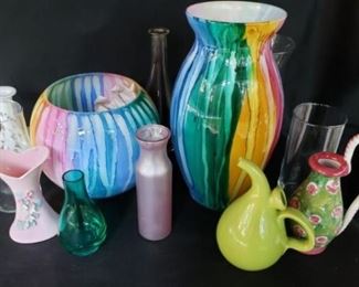 Splash of Color With Vases
https://ctbids.com/#!/description/share/409490