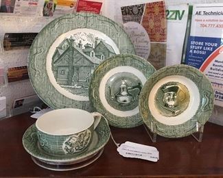 Olds Curiosity Shop China
$25.00 set
8 plates, 3 bowls, 10 salad plates, 6 small bowls, 1 mug