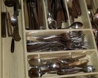 #358 stainless flatware lot $5