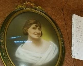 #341 Antique photo wood frame $50