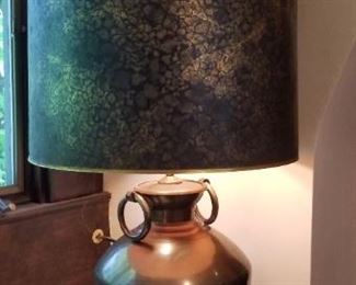 #302 vintage 2 bulb lamp $25
