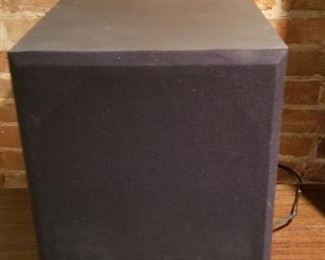 #293 KLH ASW-120 subwoofer 14 wide 17 tall 15 deep $60