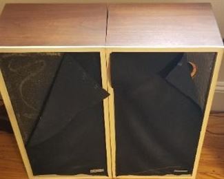 #215 Pair of KLH model 10 loudspeaker system speakers in need of some glue but working great 23 tallx 11 3/4 wide by 8 3/4 deep $80