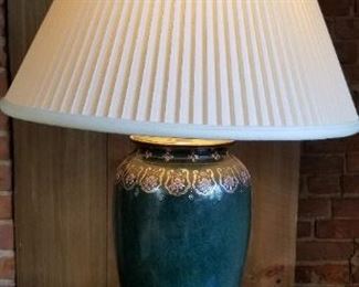 #207 lamp 28 tall x 17 wide there are 2 of these not sure why we didnt get the 2nd one. both working and in great shape. $20