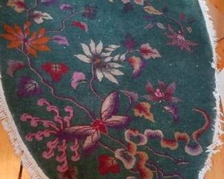 #202 floral pattern hand kotted wool rug 84 x 48 $75