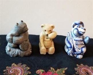 #97 3 bear lot 4 inches tall $5