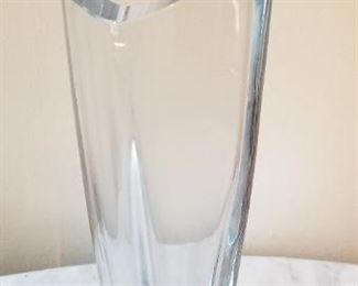 #77 signed crystal vase 11 inches tall $20