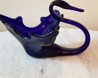 #71 murano blue glass swan 10 inches wide 7 tall $20