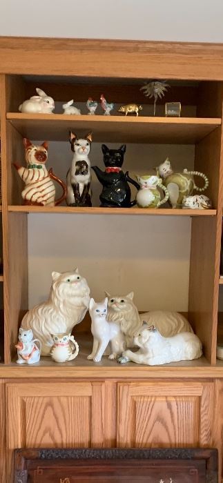 Great collection of cats - cat teapots - Some cats or sold