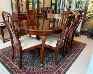 Thomasville, Queen Anne, Impressions Cherry wood dining table w/8 chairs, 2 leaves and pads  $1480.