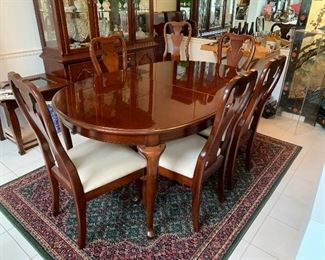 Thomasville, Queen Anne, Impressions Cherry wood dining table w/8 chairs, 2 leaves and pads  $1480 