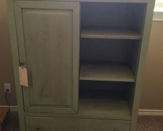 Gentlemens chest with sliding  door