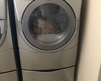 Whirlpool dryer and drawer