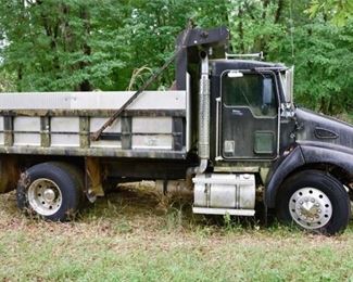 1. 997 Kenworth Single Axel Dump Truck
