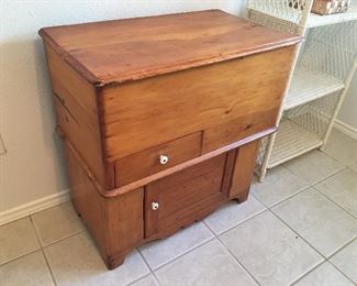 Antique, pine DRY SINK (or hatbox). Very old; bought in Odessa TX and refinished, in excellent condition. The bin opens up from the top for storage. It has one drawer and one storage extra bin at the bottom.   Rare.