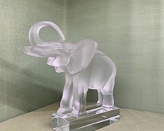 Lalique Cristal Elephant Figure