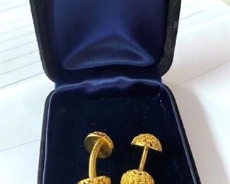 Pair Tiffany 18k Yellow Gold Cufflinks