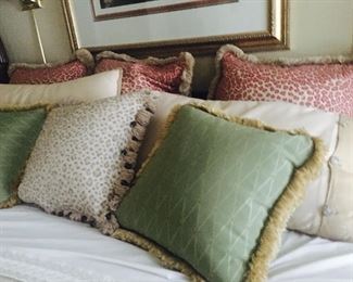 Custom Bed Linens, pillows, etc. 