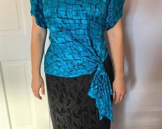 Lot B293 - Model is size 6/8, $24