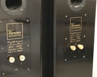 Vienna Bach Towers. Cabinets excellent. $375 pair