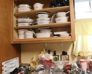 CorningWare, Many utensils