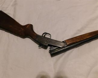 12 Gauge Springfield Shotgun  Model 947