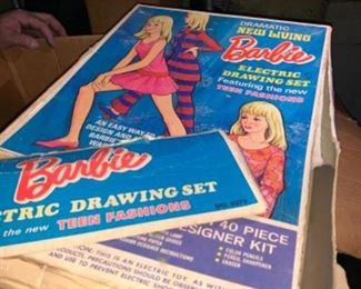 Barbie Electric drawing set