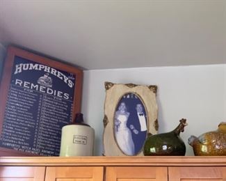 Humphrey's sign, pottery