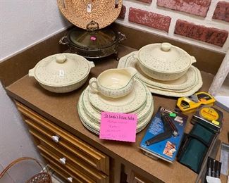 Meakin China, very old!