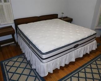 SUPER CLEAN KING MATTRESS...this is SOLD SEPARATE FROM THE HEADBOARD