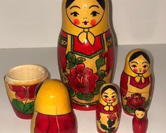 Lot #18 nesting dolls damaged, $6
