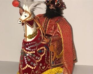 Lot # 19 large soldier on horse, $16