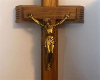 Lot #120 Alter/crucifix, $18