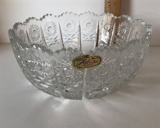 Lot #188 Crystal bowl, $16
