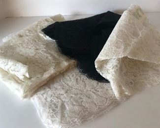 Lot #189 4 piece veils, $16/all