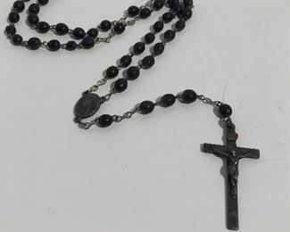 Lot #296 nice older rosary, $16