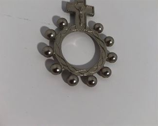 Lot #320 rosary ring, $6