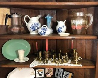 Collection of vintage decorative glassware and brass https://ctbids.com/#!/description/share/410229