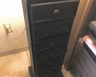 2/2 wood 7 drawer side table