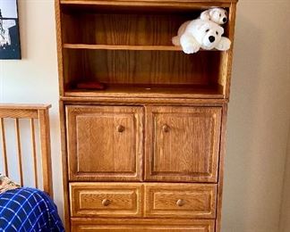 Twin bedroom furniture