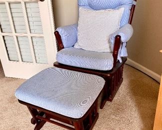 Baby rocker glider with ottoman blue